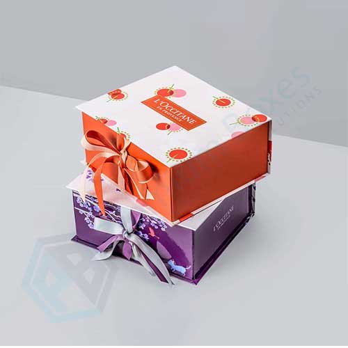 Magnetic Closure Rigid Boxes